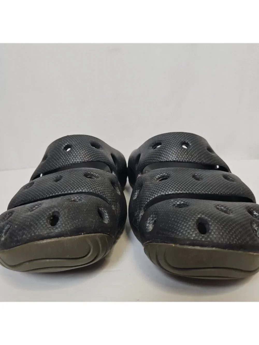 KEEN Yogui Arts Clog Sandals Slip On Shoes Mens Size 12M Graphite Lightweight